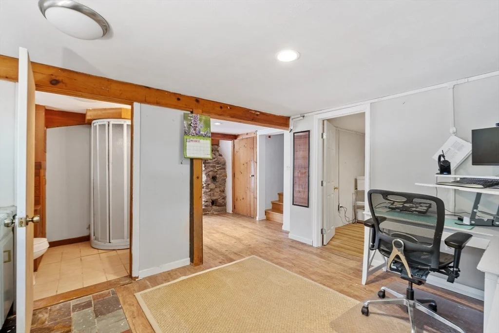 Photo of 21 River Rd