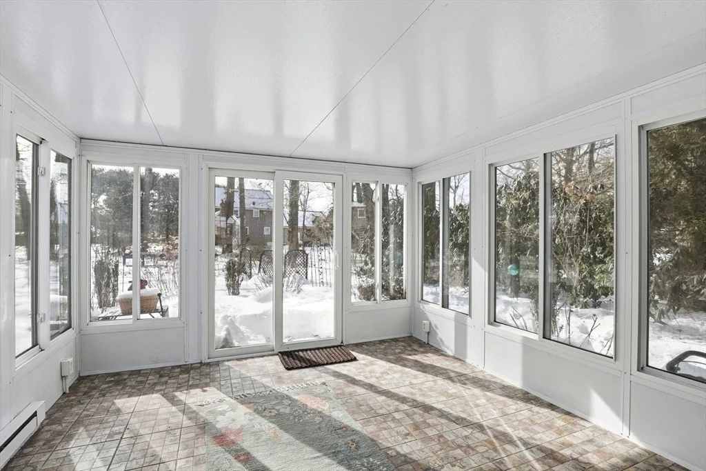 Photo of 20 Lee Ave