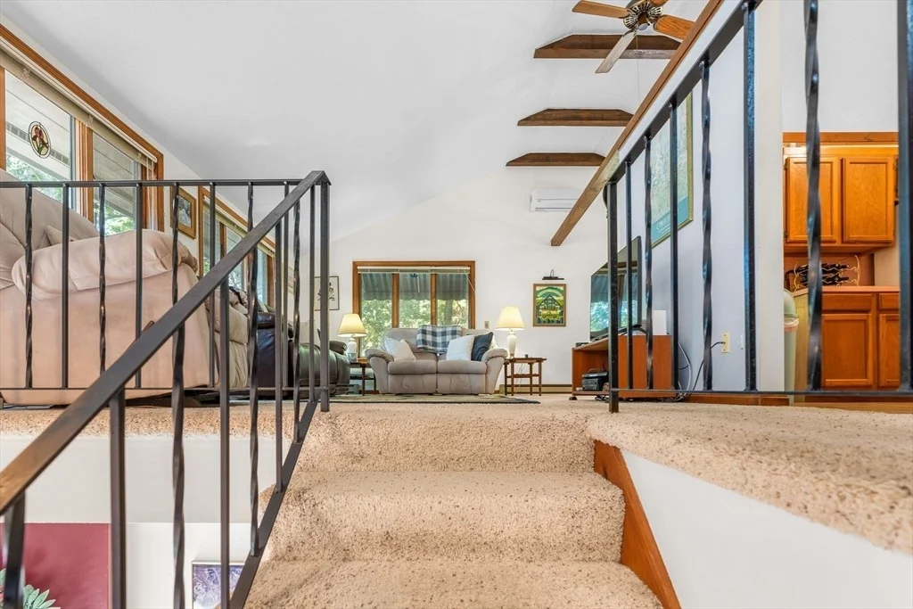 Photo of 679 Poponessett Road