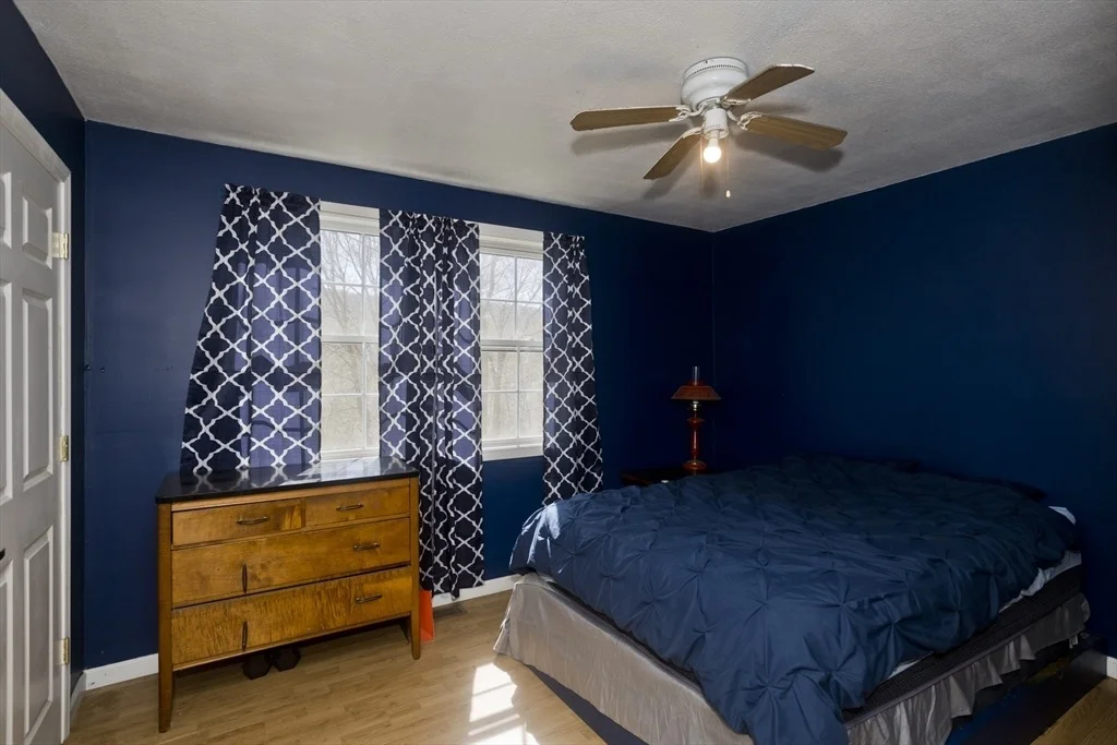 Photo of 300 Middlefield