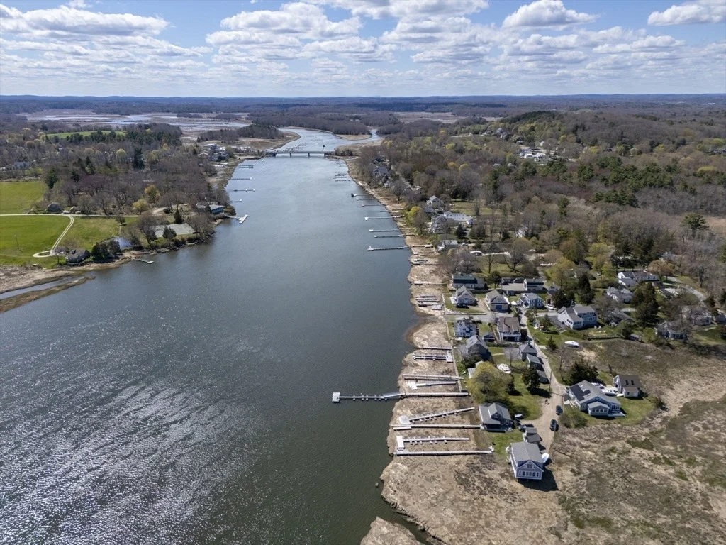 Photo of 58 Riverfront East