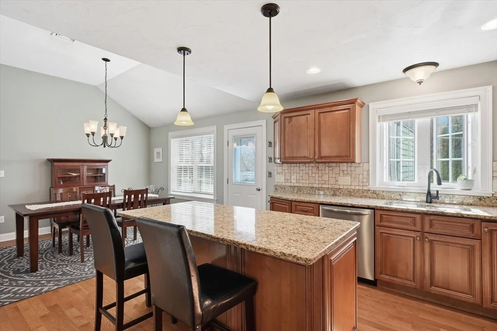 Photo of 20 Fiske Ave