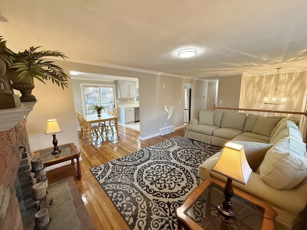 Photo of 105 Duncan Rd