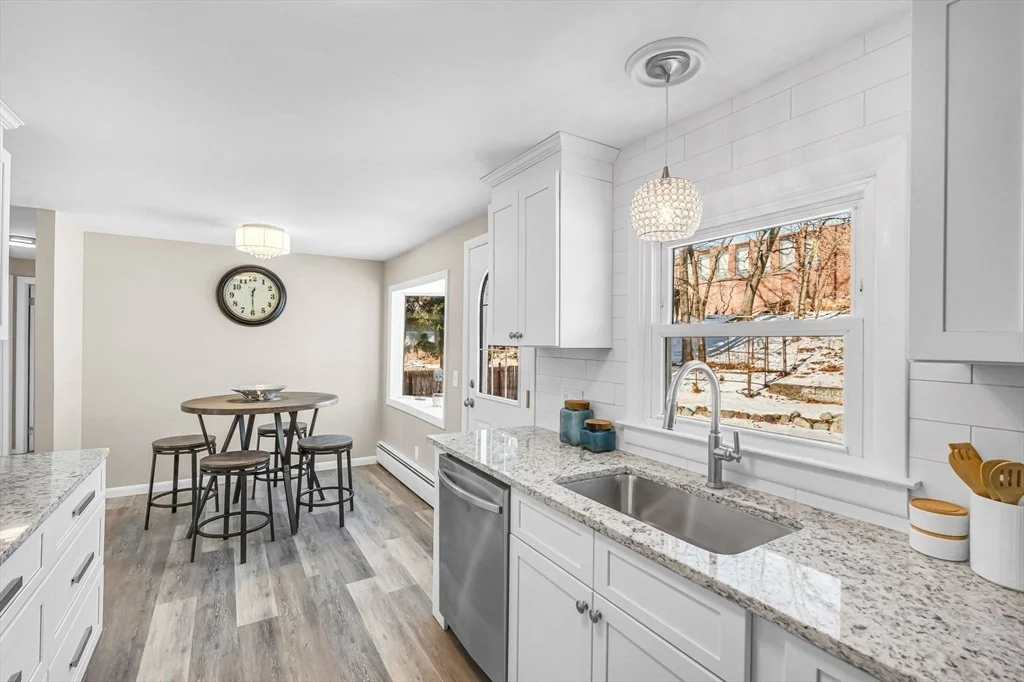 Photo of 32 Debra Dr