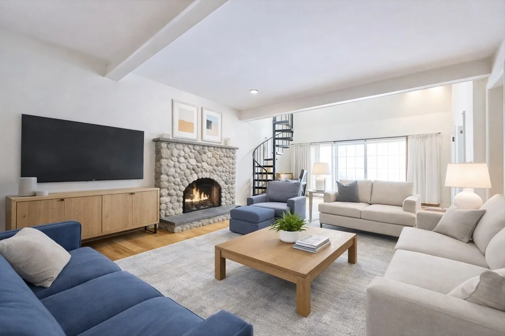 Photo of 114 Johnson Rd