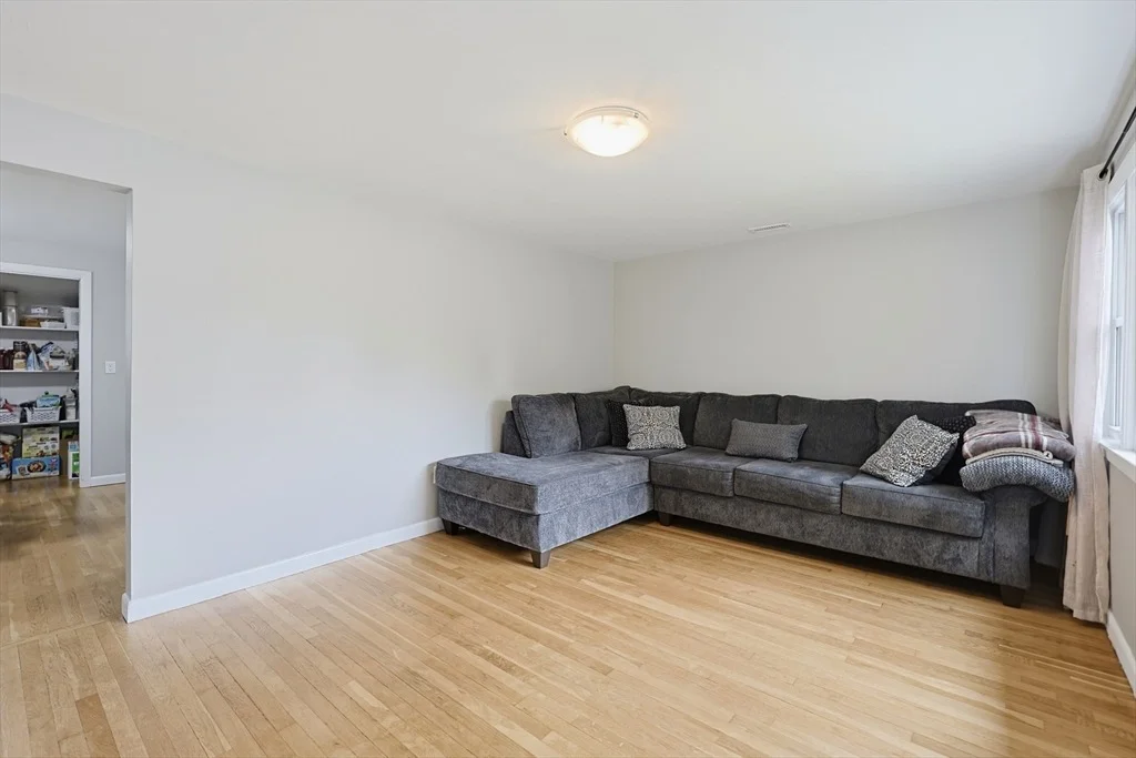 Photo of 7 Haskell Pl