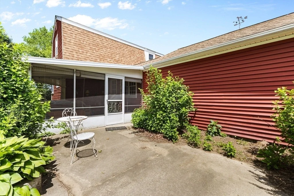 Photo of 29 Saddle Dr