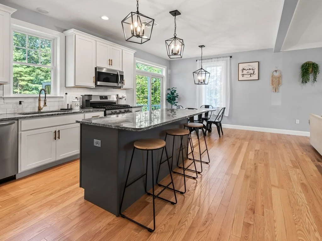 Photo of 25 Cobblestone Ln