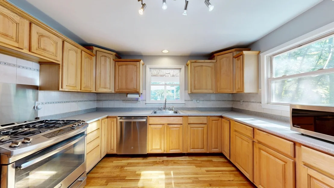 Photo of 19 Fieldcrest Ter