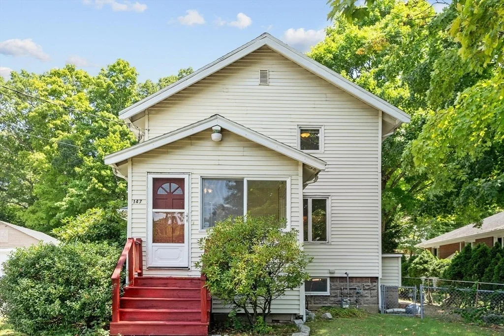 Photo of 147 Main Street