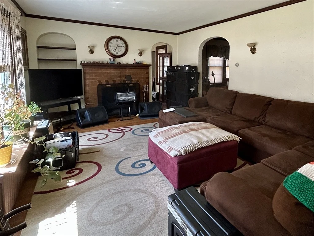 Photo of 153 Carver St