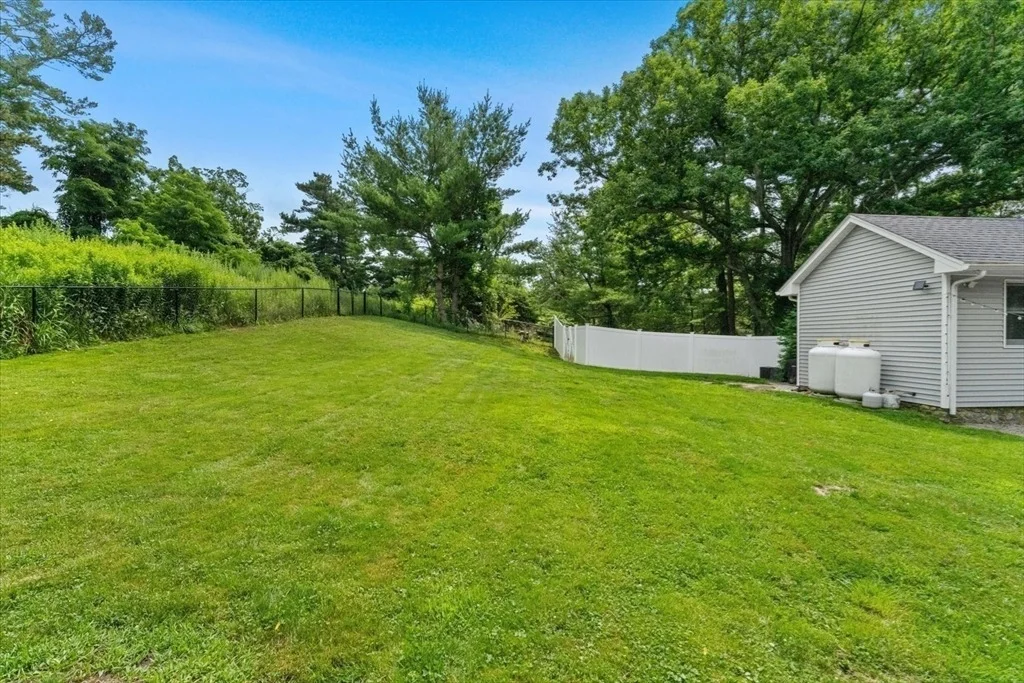 Photo of 11 Mendon Road