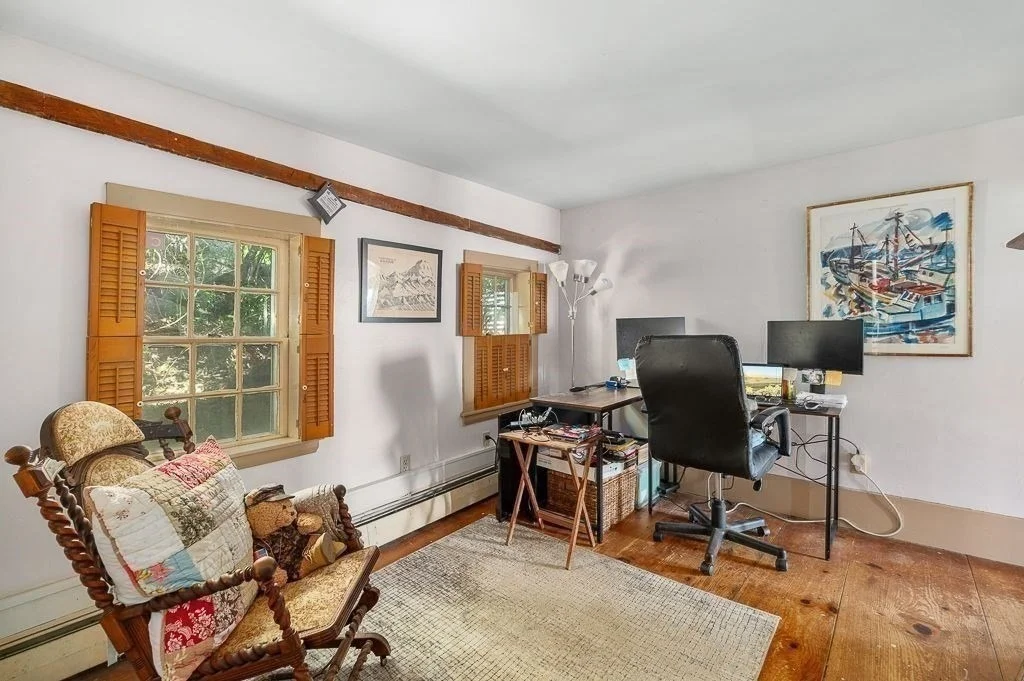Photo of 205 Western Avenue