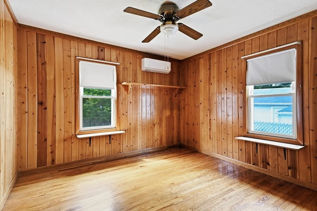 Photo of 64 Stewart St