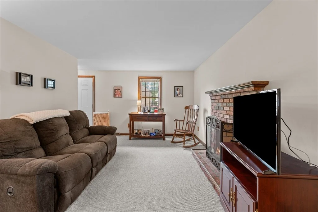 Photo of 11 Cavatorta Drive