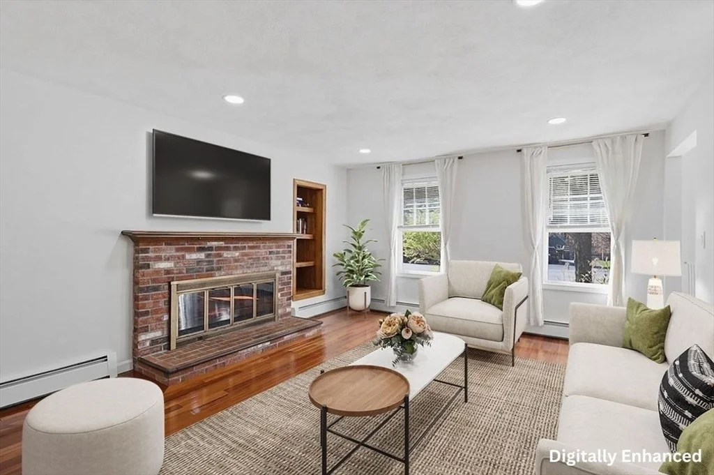 Photo of 230 Evelina Drive