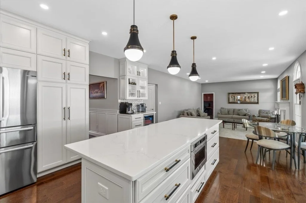 Photo of 256 Hillcrest Rd