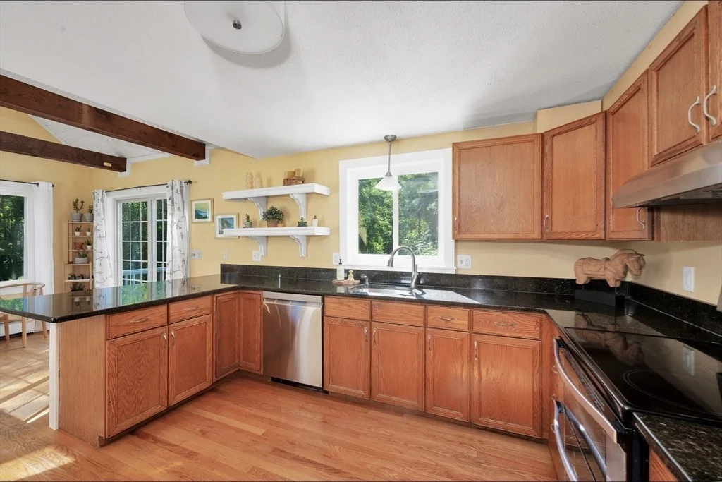 Photo of 96 Bay State Cir
