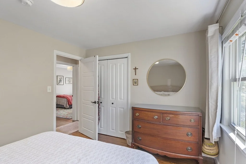 Photo of 16 Jonathan Dr