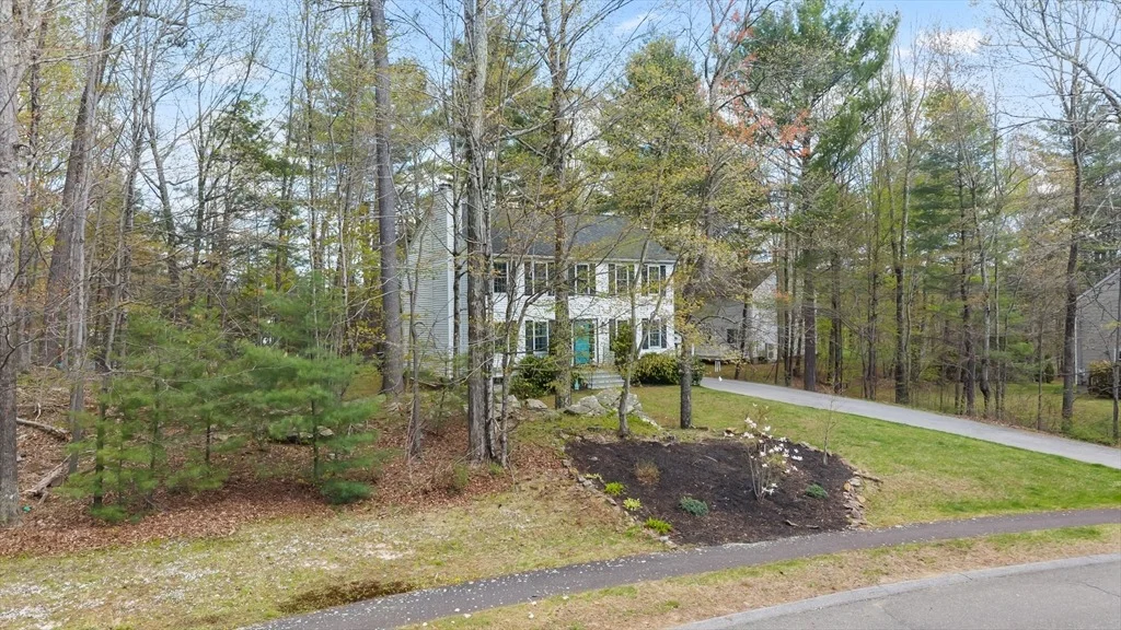 Photo of 4 Mockingbird Ln