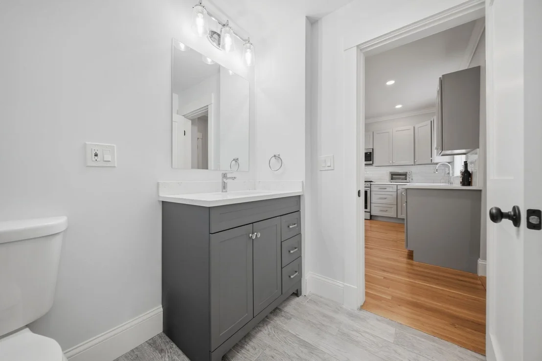 Photo of 22 Houston Pl