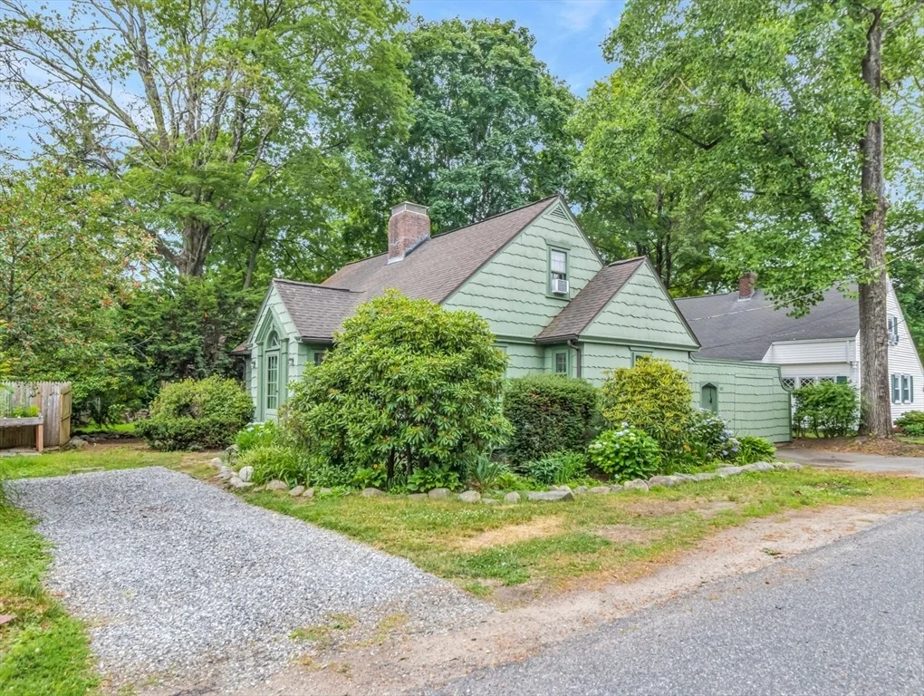 Photo of 387 Willow Street