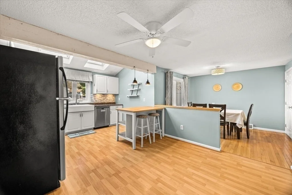 Photo of Unit 1 at 6 Robin Circle