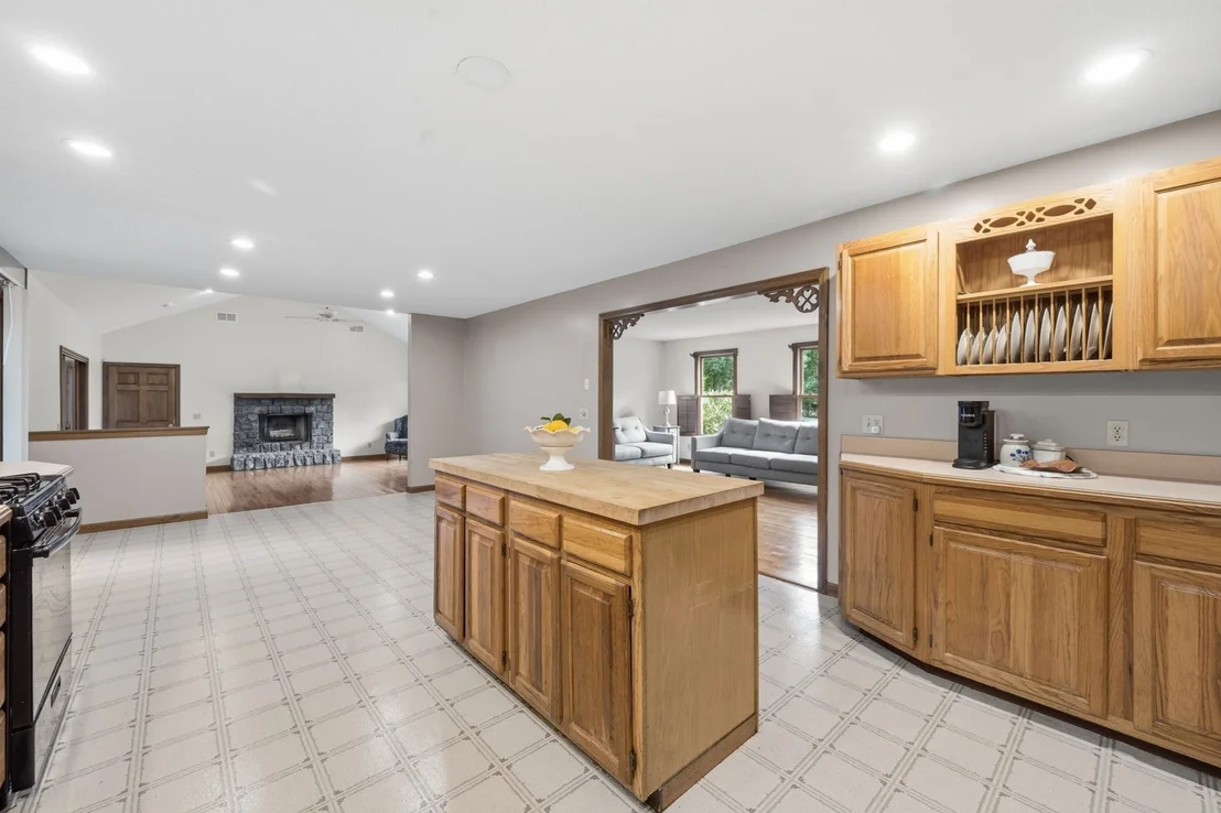 Photo of 22 Grassy Meadow Rd