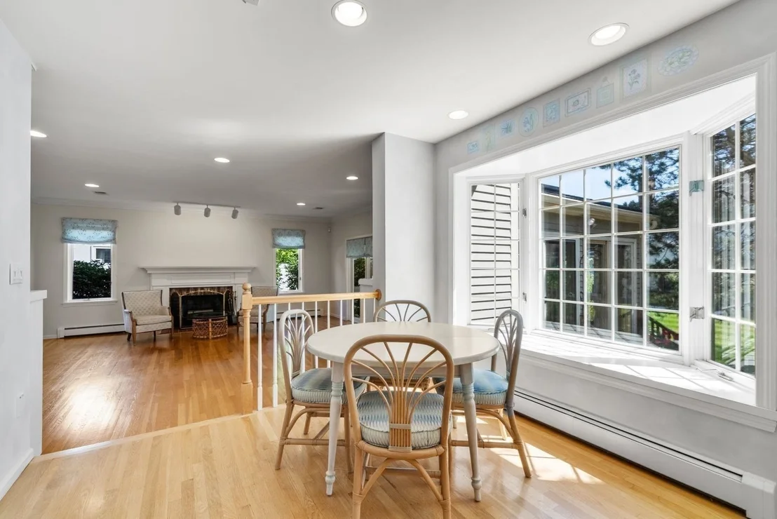 Photo of 14 Powder House Cir