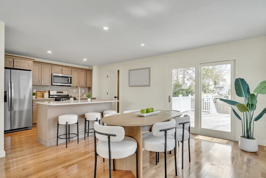 Photo of 56 Riverview St