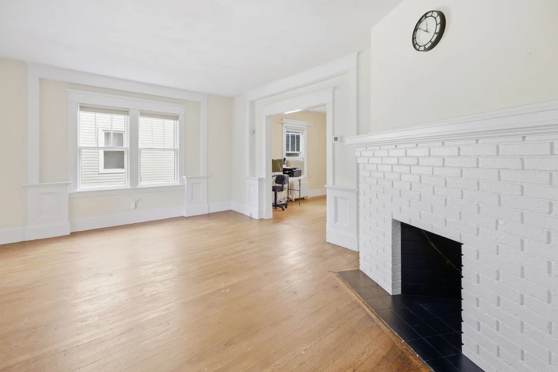 Photo of 35 Rimmon Ave