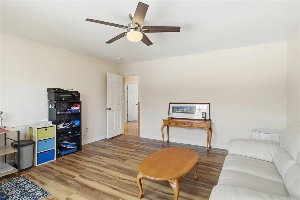 Photo of 42 Schneider Rd