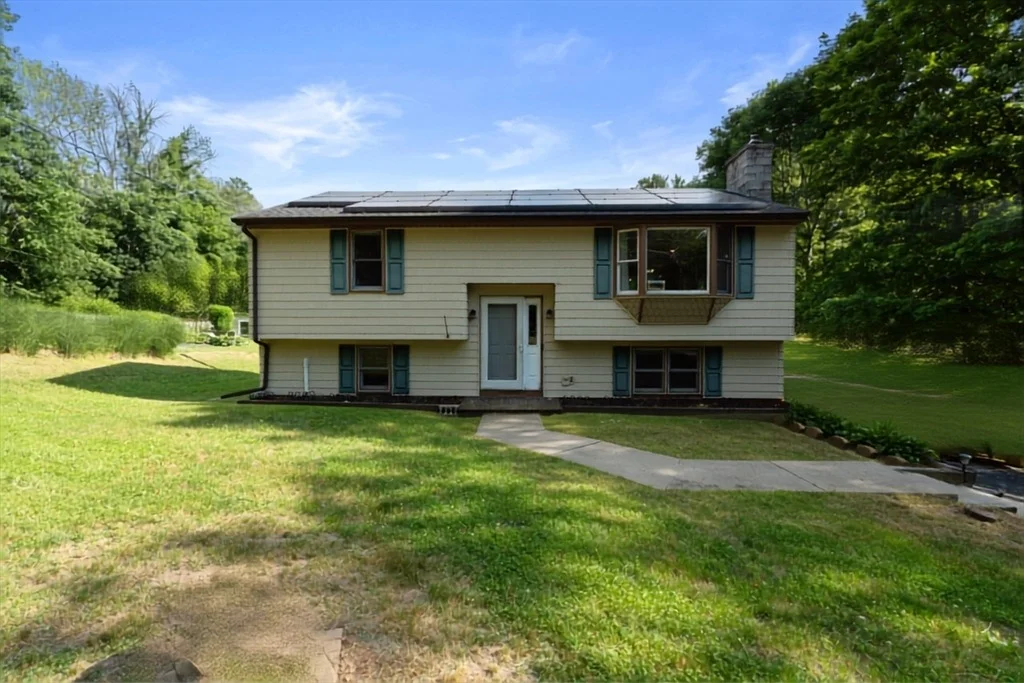 Photo of 198 Lower Gore Rd