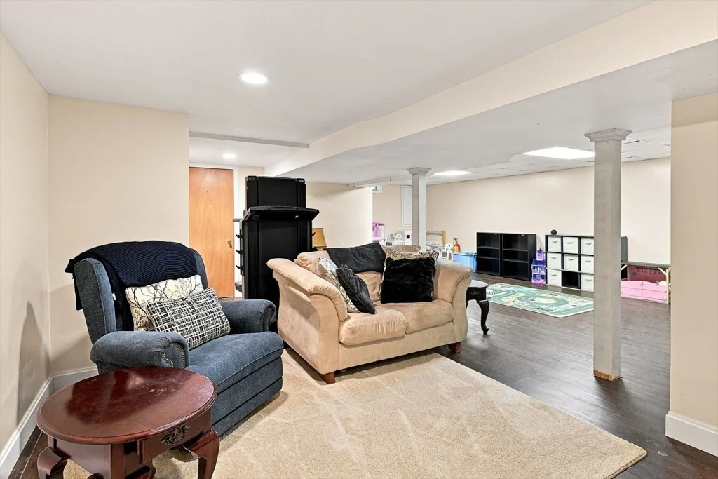 Photo of 30 Sylvan Circle