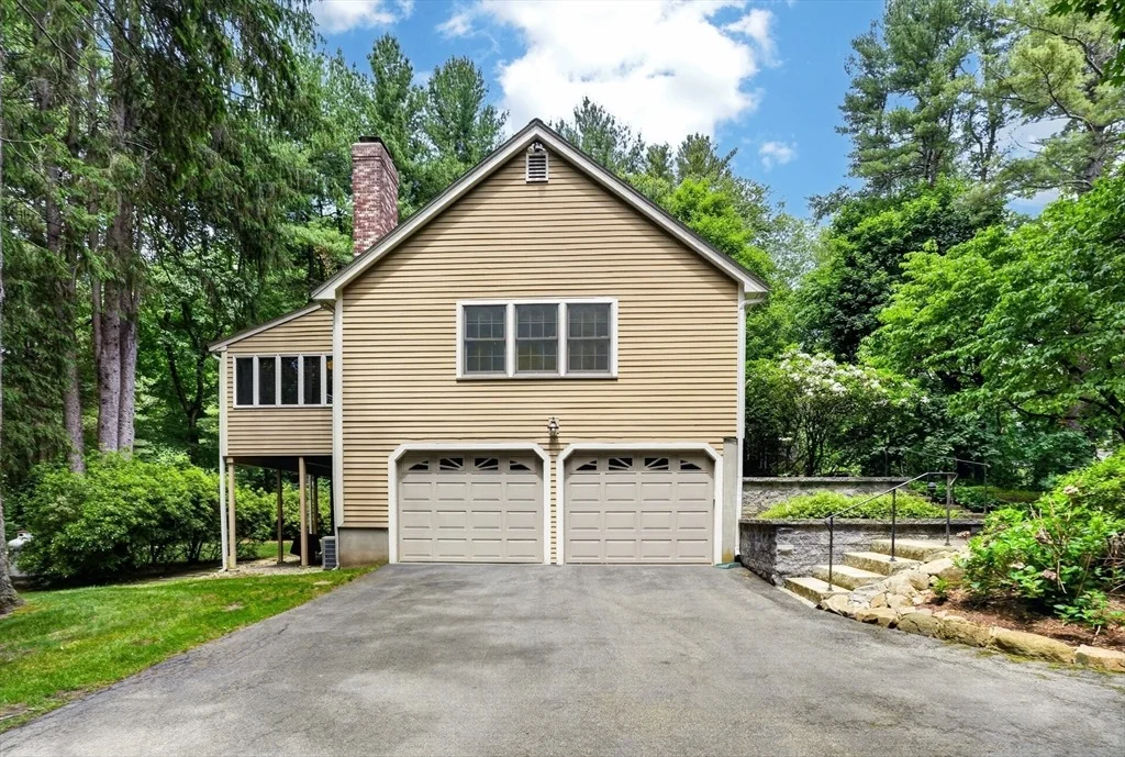 Photo of 17 Maplewood  Road