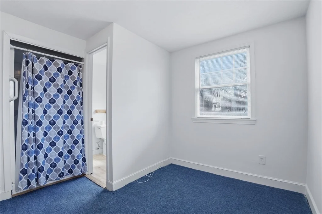Photo of 6 Pine Knoll Road