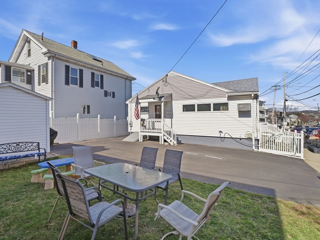 Photo of 44 Dunster Rd