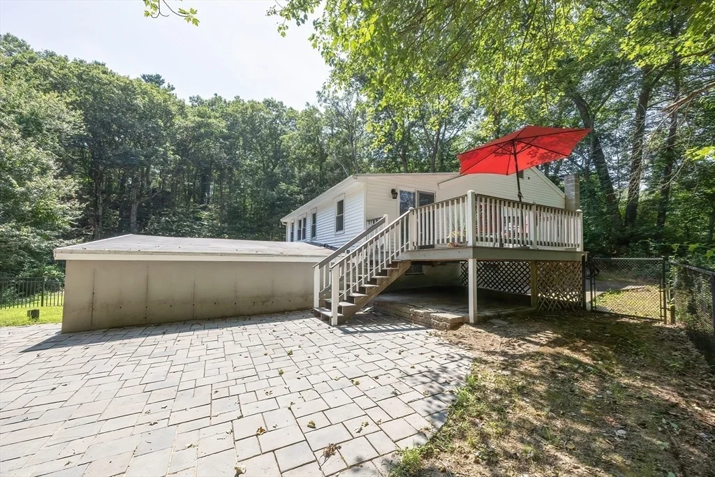 Photo of 103 Leland Rd