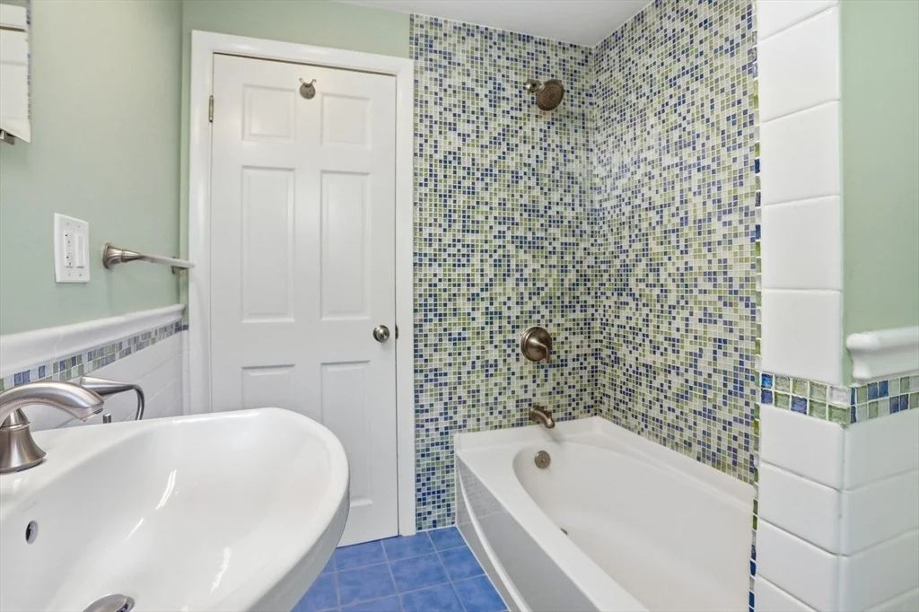Photo of 115 Collincote St