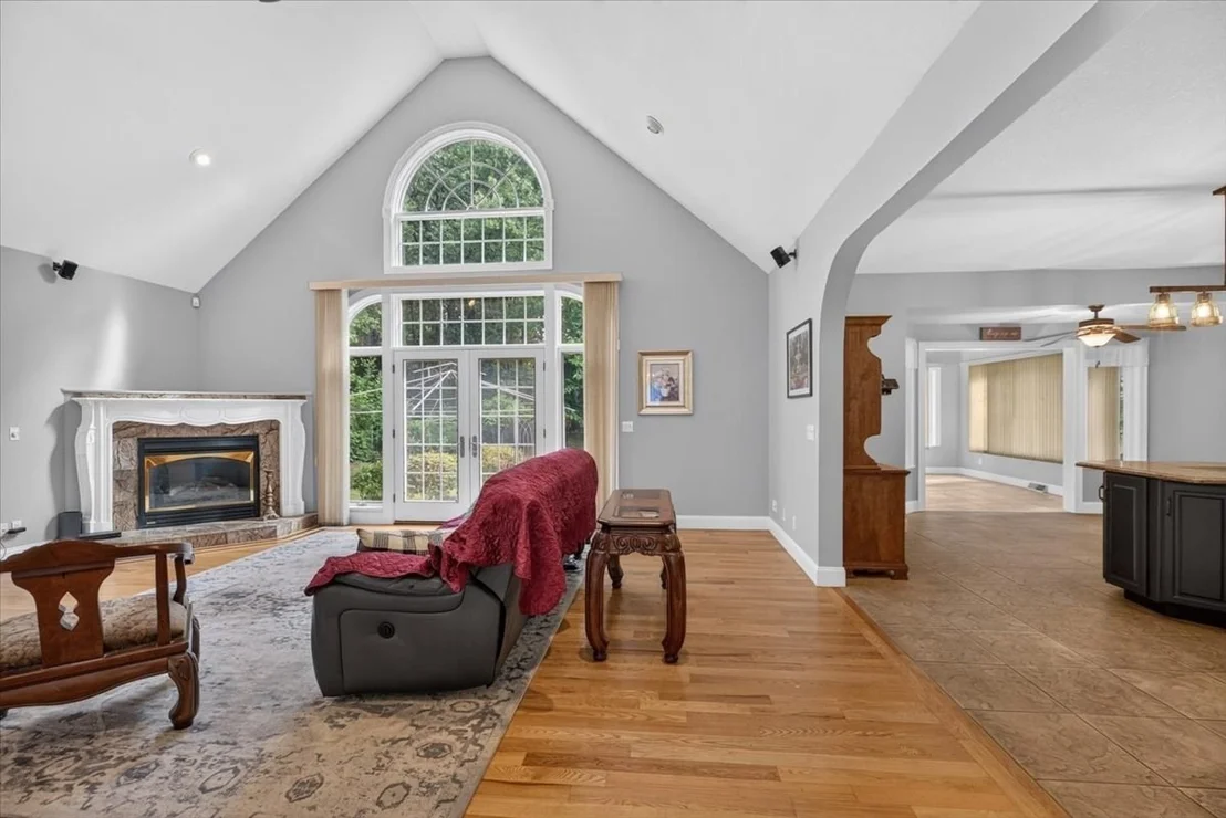 Photo of 31 Hillcrest Cir