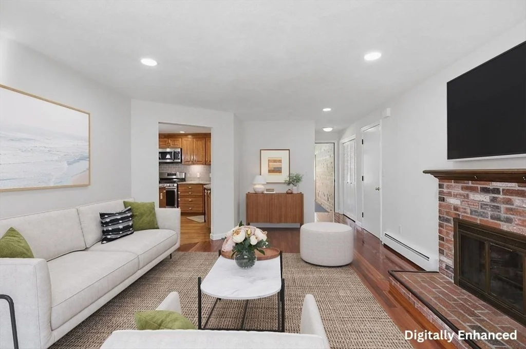 Photo of 230 Evelina Drive