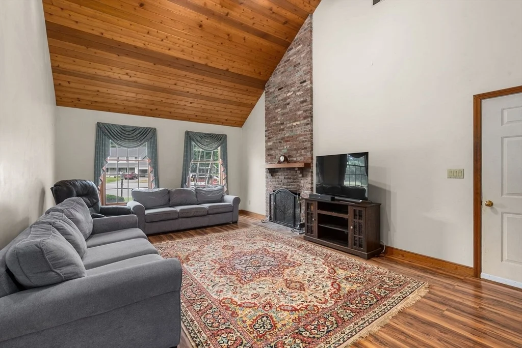 Photo of 5 Autumn Lane