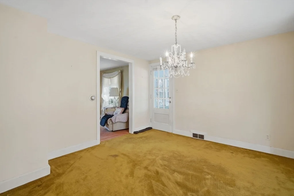 Photo of 46 Puritan Cir