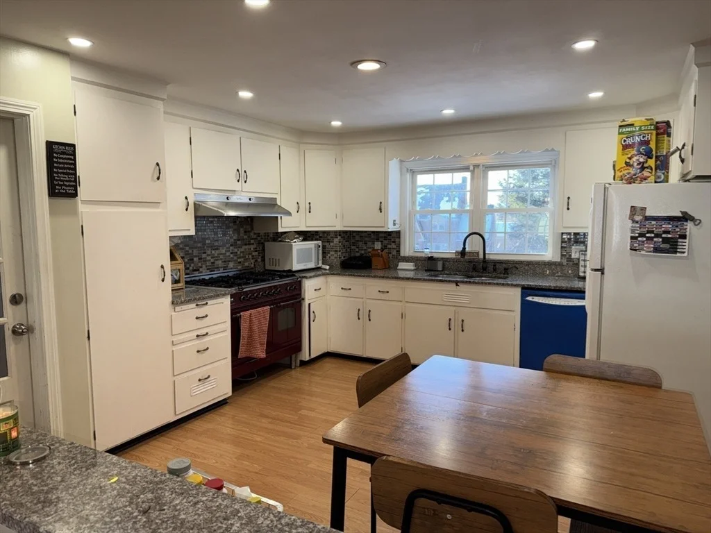 Photo of 100 Lawrence Street