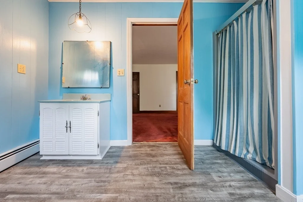 Photo of 355 Barnes