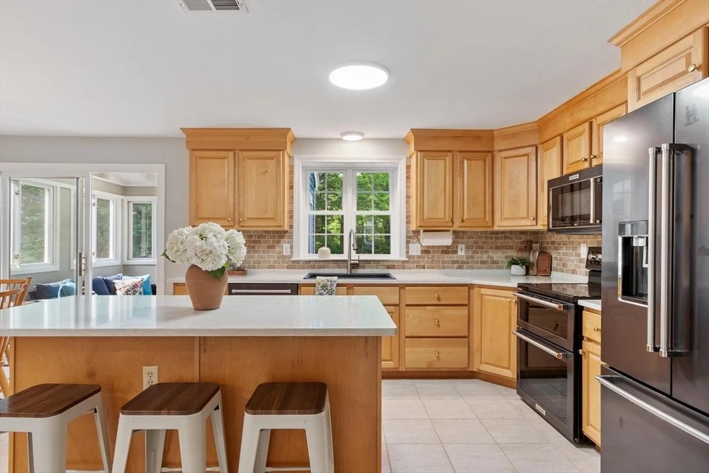 Photo of 10 John Swift Rd