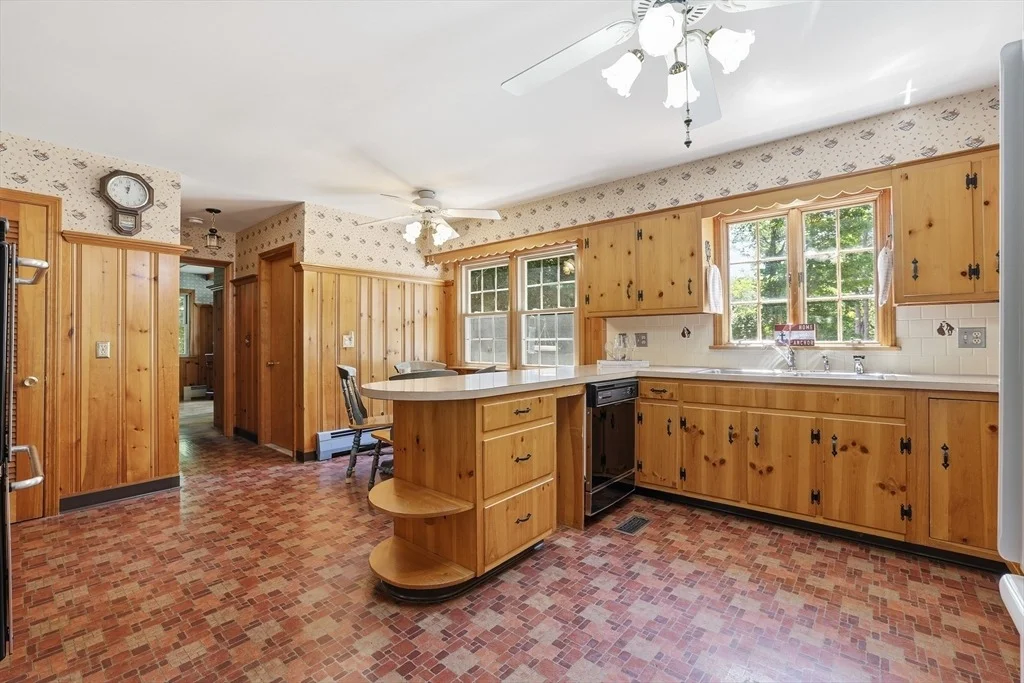 Photo of 104 Jackson Dr