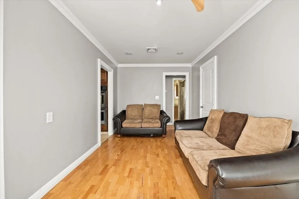 Photo of 128 Windsor St