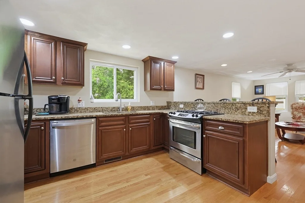 Photo of 53 Blaney Ave