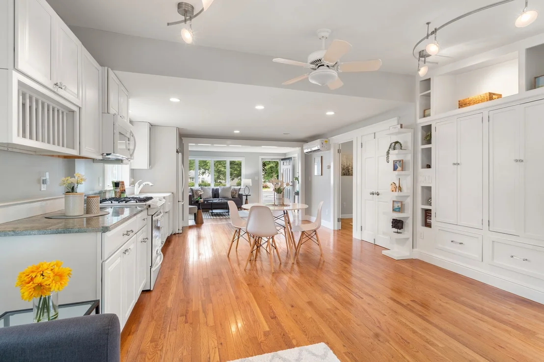 Photo of 203 Channing Rd